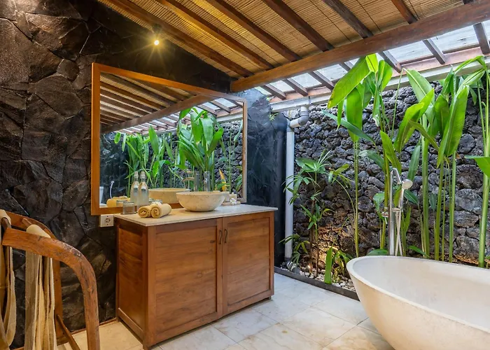 Villa Villa Kayu 3Br By Santi Management Canggu (Bali)