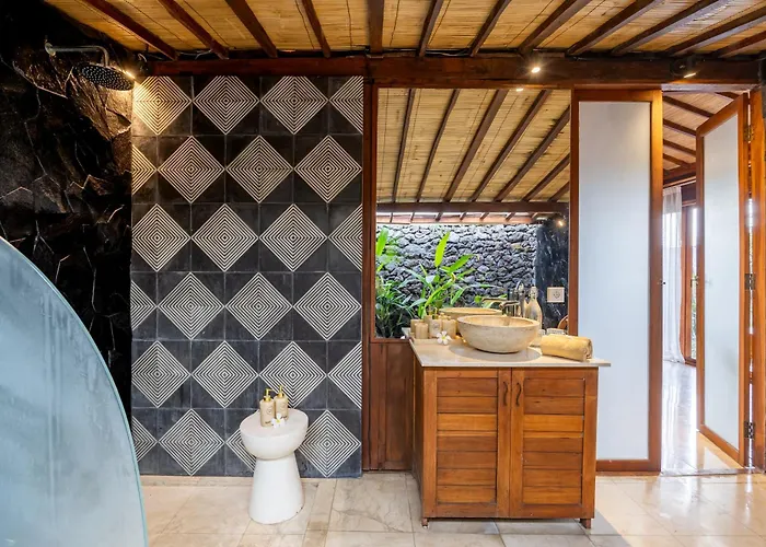 Villa Kayu 3Br By Santi Management * Canggu (Bali)