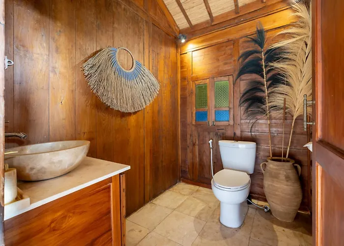 Villa Villa Kayu 3Br By Santi Management Canggu (Bali)