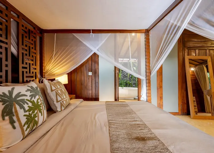 Villa Kayu 3Br By Santi Management Canggu (Bali)