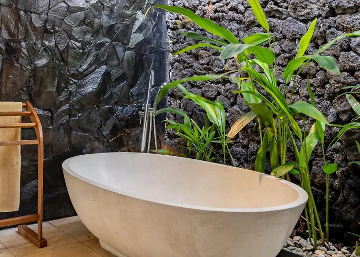Villa Kayu 3Br By Santi Management * Canggu (Bali)